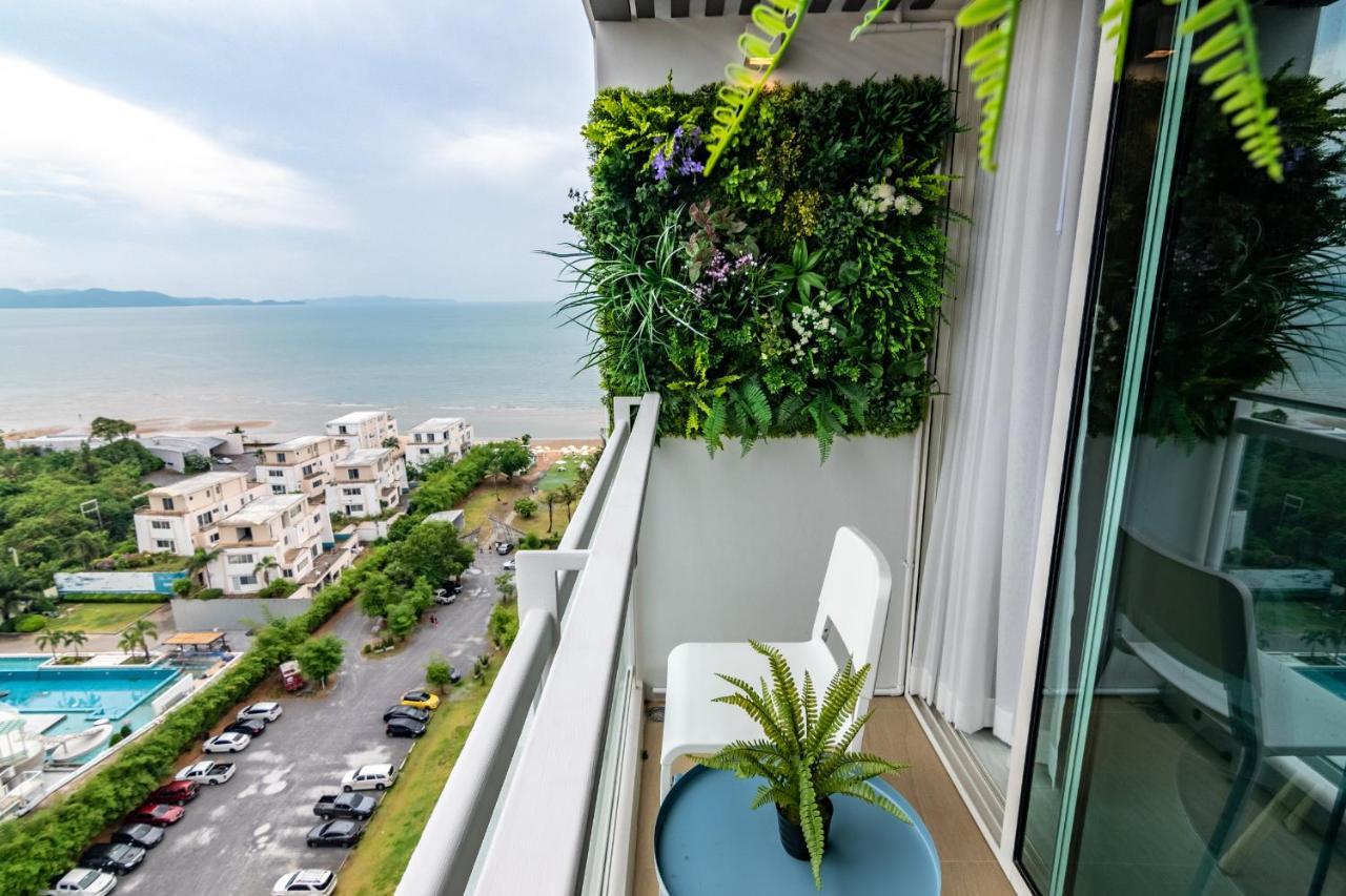 Pattaya Holiday At Veranda Residence Pattaya جومتين بيتش المظهر الخارجي الصورة