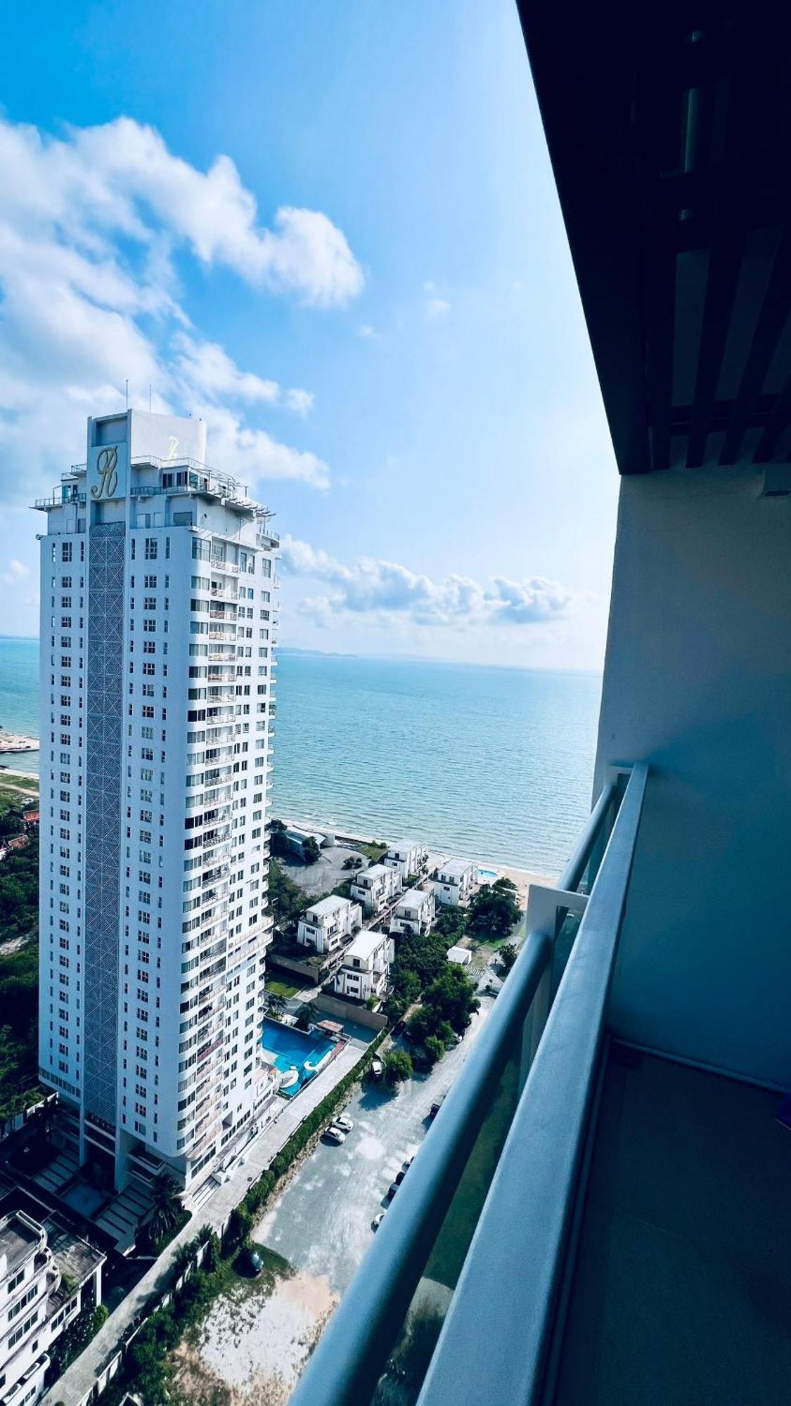 Pattaya Holiday At Veranda Residence Pattaya جومتين بيتش المظهر الخارجي الصورة